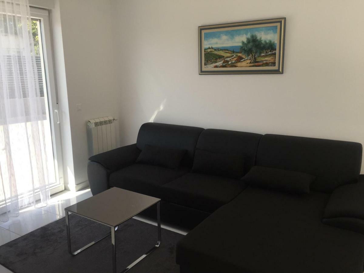 Bakovic Apartment Funtana Luaran gambar